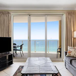 Parking Included-beachfront 2bd Ocean Villa! Gorgeous Amenities, Private Complex Holiday home